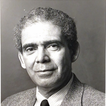 Carlos Cuevas III Headshot